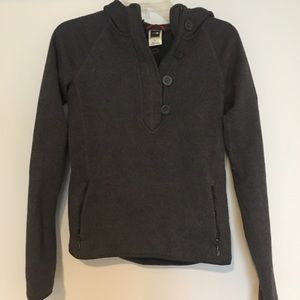 North Face Small Pullover